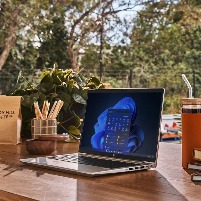 Ноутбук HP ProBook 440 G9 (687N1UT)