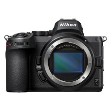 Бездзеркальний фотоапарат Nikon Z5 body (VOA040AE)