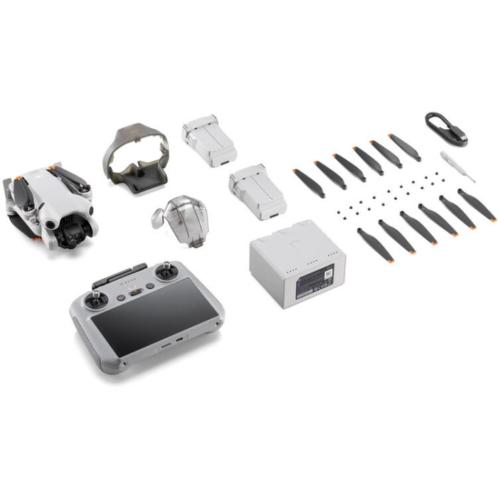 Квадрокоптер DJI Mini 4 Pro Fly More Combo DJI RC 2 (CP.MA.00000735.01; CP.MA.00000732.01)