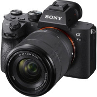 бездзеркальний фотоапарат Sony Alpha A7 III kit (28-70mm) (ILCE7M3KB)