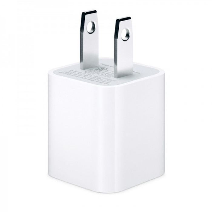 Apple 5W USB Adapter (MD810)