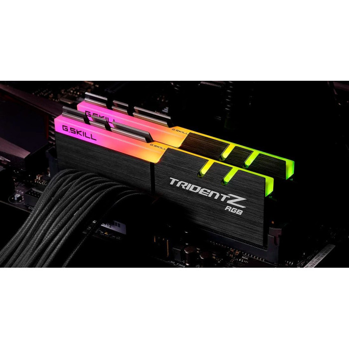 Память для настольных компьютеров G.Skill 32GB (2x16GB) DDR4 3600MHz Trident Z RGB (F4-3600C18D-32GTZR)
