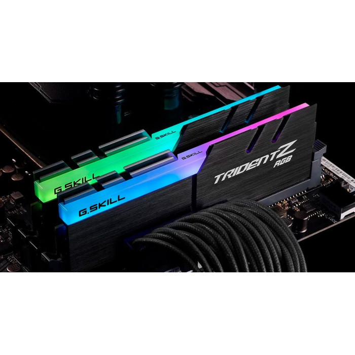 Память для настольных компьютеров G.Skill 32GB (2x16GB) DDR4 3600MHz Trident Z RGB (F4-3600C18D-32GTZR)